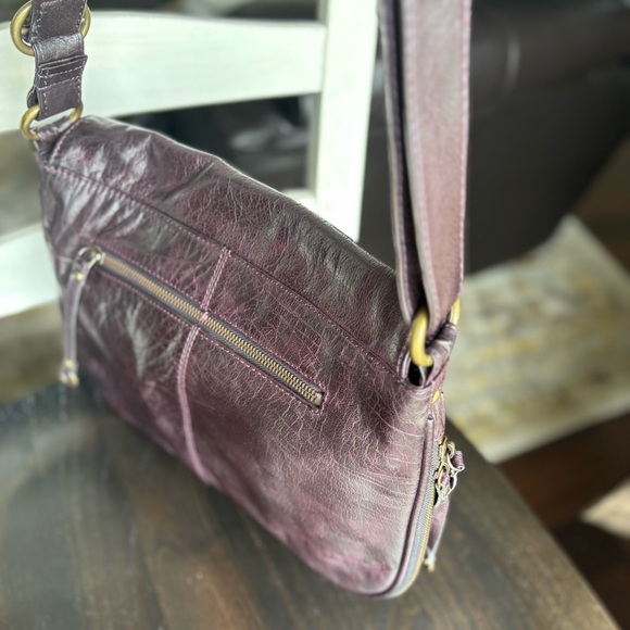 Latico U.S.A. Purple Leather Flapover Shoulder Bag Adjustable Strap - Picture 5 of 12